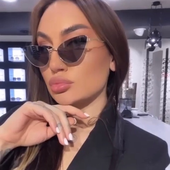 Gucci Accessories - NEW GUCCI GG1006S 001 WOMEN’S GREY CAT EYE SUNGLASSES GUCCI GG 10…